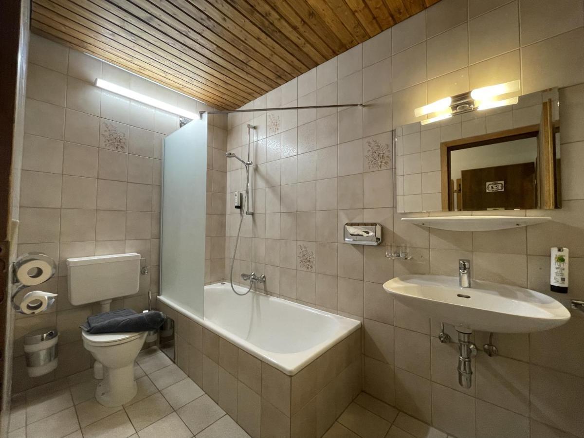 Baerenwirt Apartment Mittenwald Exterior photo